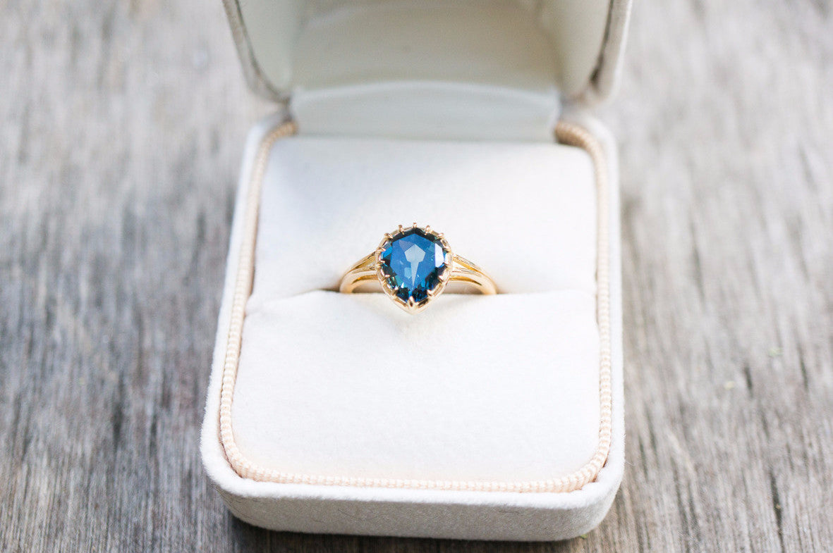 Your Unique Custom Made Engagement Ring – Lily Arkwright