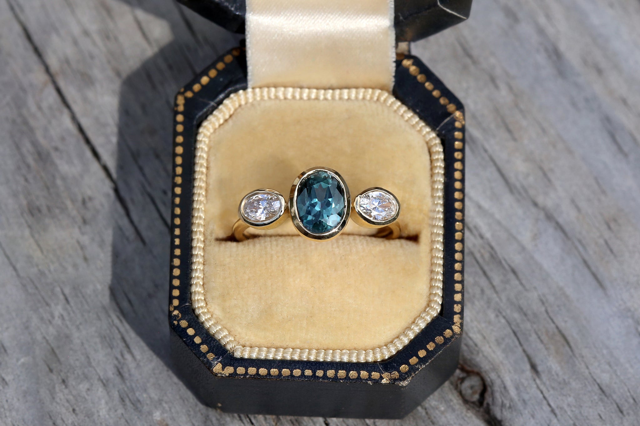 Teal American Treasure Oval Trio Ring - S. Kind & Co