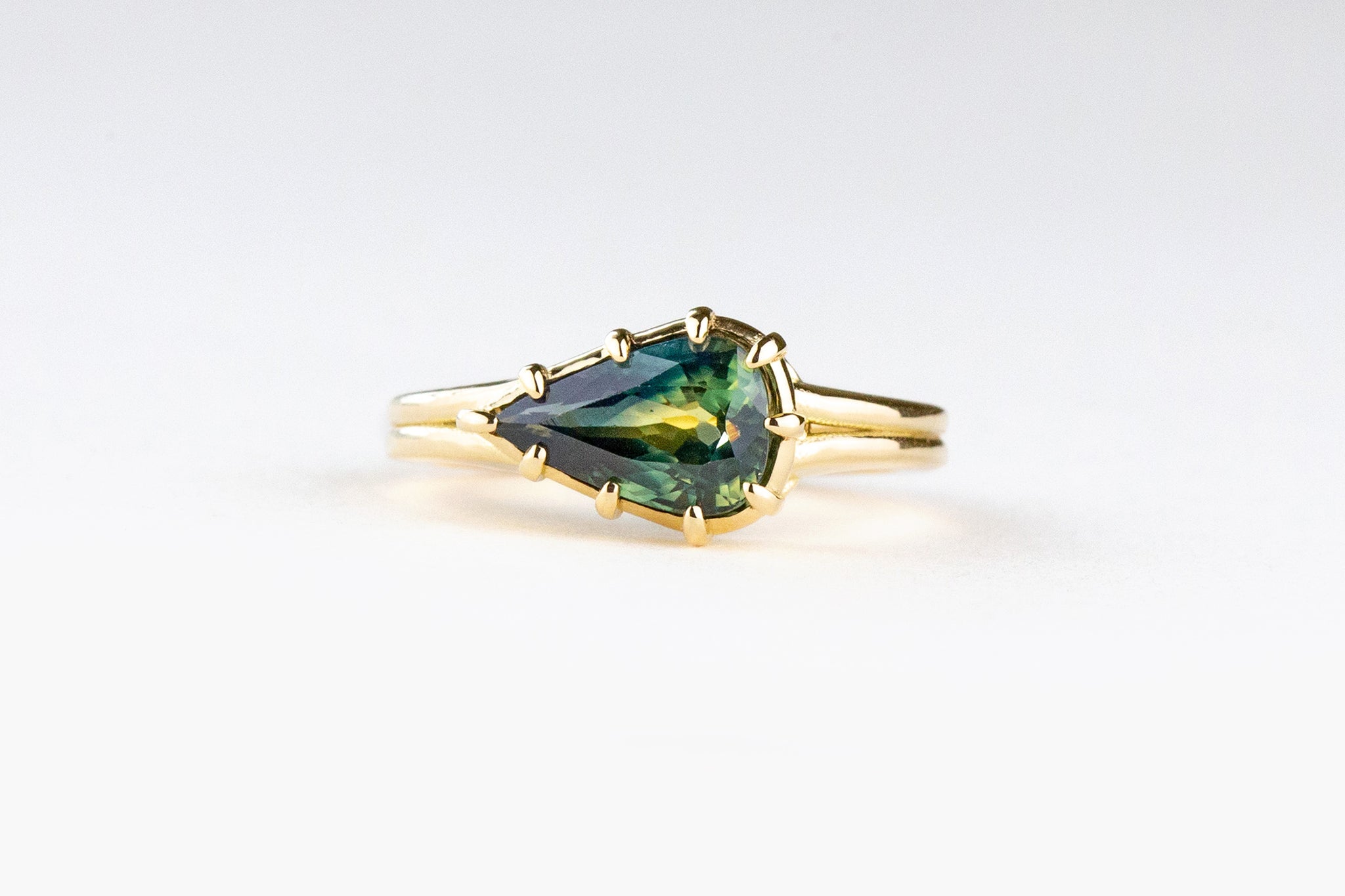 BiColor Untreated Sapphire Ring - S. Kind & Co