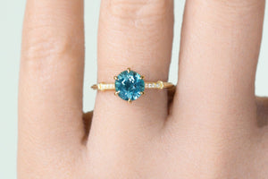 Glowing Untreated Montana Sapphire RIng - S. Kind & Co