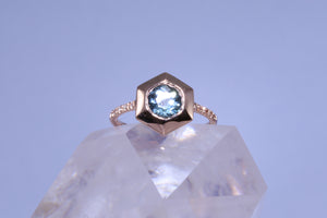 Minimal Montana Sapphire Hexagon Ring - S. Kind & Co
