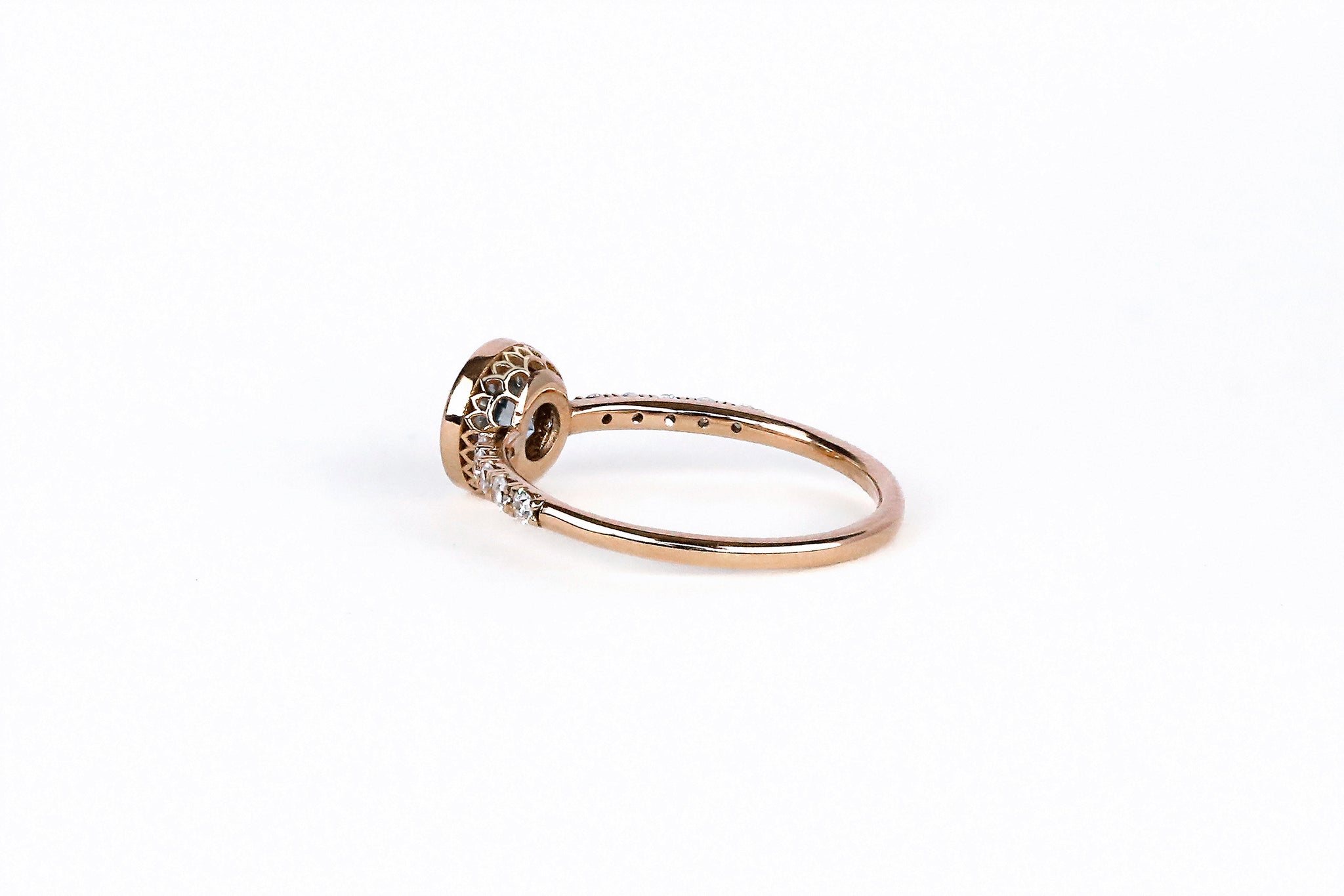 Lavender Montana Sapphire Lotus Maille Ring - S. Kind & Co