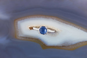 Natural Vintage Blue Sapphire Cabochon Dunne Ring - S. Kind & Co