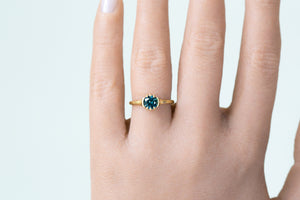 Minimal Teal Montana Sapphire Recycled 18k Gold Ring - S. Kind & Co